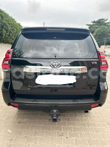 Big with watermark toyota prado togo amoutive 9296