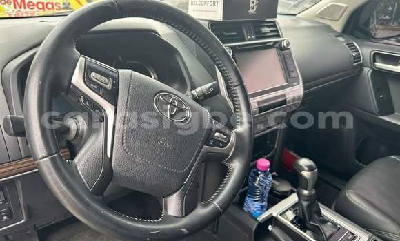 Acheter Occasion Voiture Toyota Prado Noir à Amoutivé, Togo Acheter Occasion Voiture Toyota Prado Noir à Amoutivé, Togo