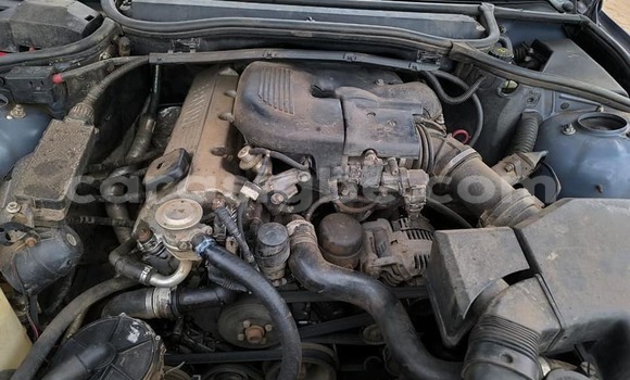 Acheter Occasion Voiture BMW E9 Bleu à Lomé, Maritime Acheter Occasion Voiture BMW E9 Bleu à Lomé, Maritime