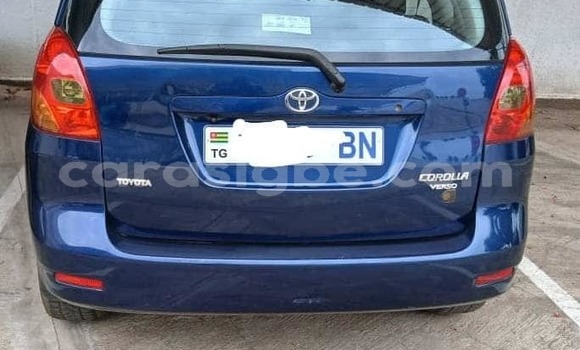 Acheter Occasion Voiture Toyota Corolla Verso Bleu à Lomé, Maritime Acheter Occasion Voiture Toyota Corolla Verso Bleu à Lomé, Maritime