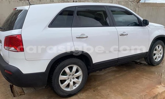 Acheter Occasion Voiture Kia Sorento Blanc à Lomé, Togo Acheter Occasion Voiture Kia Sorento Blanc à Lomé, Togo