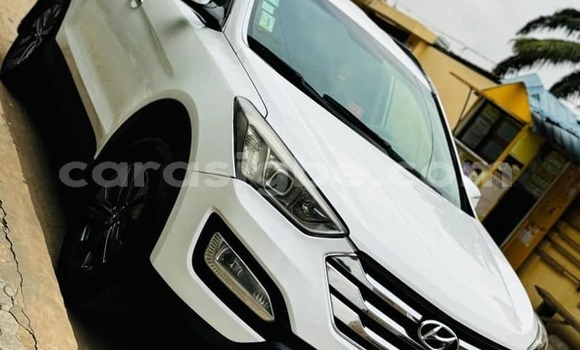 Acheter Occasion Voiture Hyundai Santa Fe Blanc à Lomé, Togo Acheter Occasion Voiture Hyundai Santa Fe Blanc à Lomé, Togo