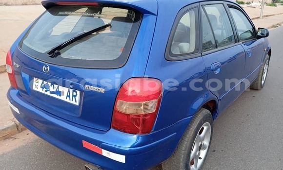Acheter Occasion Voiture Mazda 323 Bleu à Aného, Togo Acheter Occasion Voiture Mazda 323 Bleu à Aného, Togo