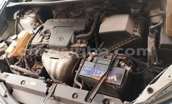Acheter Occasion Voiture Toyota RAV4 Blanc à Aného, Togo Acheter Occasion Voiture Toyota RAV4 Blanc à Aného, Togo
