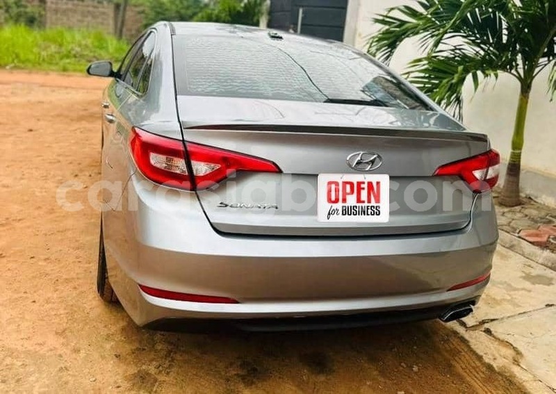 Big with watermark hyundai elantra togo lome 9335