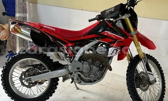Acheter Occasion Moto Honda CRF Rouge à Forever, Togo Acheter Occasion Moto Honda CRF Rouge à Forever, Togo