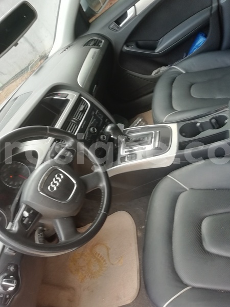 Big with watermark audi a4 togo lome 9347