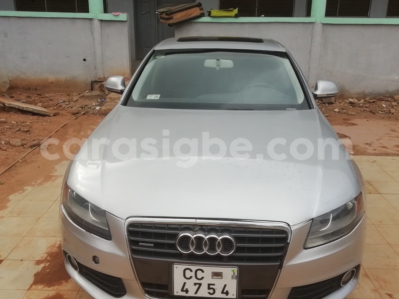 Big with watermark audi a4 togo lome 9347