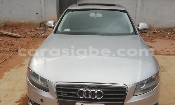 Acheter Occasion Voiture Audi A4 Gris à Lomé, Togo Acheter Occasion Voiture Audi A4 Gris à Lomé, Togo