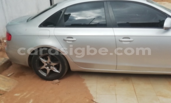 Acheter Occasion Voiture Audi A4 Gris à Lomé, Togo Acheter Occasion Voiture Audi A4 Gris à Lomé, Togo