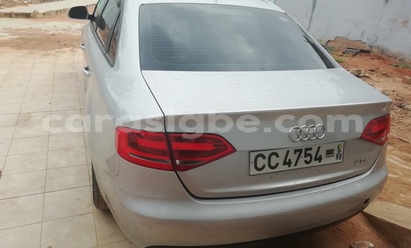 Acheter Occasion Voiture Audi A4 Gris à Lomé, Togo Acheter Occasion Voiture Audi A4 Gris à Lomé, Togo