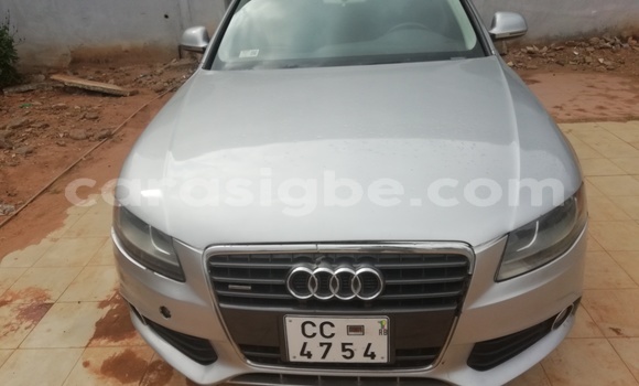 Acheter Occasion Voiture Audi A4 Gris à Lomé, Togo Acheter Occasion Voiture Audi A4 Gris à Lomé, Togo