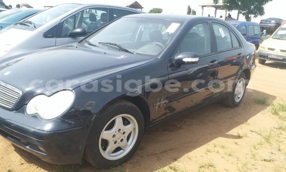 Buy Used Mercedes‒Benz C–Class Silver Car in Lome in Togo Buy Used Mercedes‒Benz C–Class Silver Car in Lome in Togo