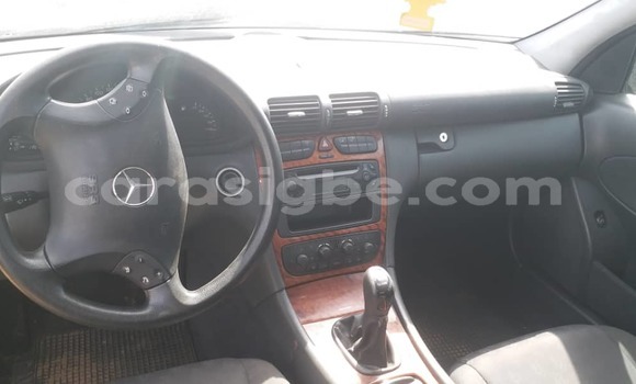 Buy Used Mercedes‒Benz C–Class Silver Car in Lome in Togo Buy Used Mercedes‒Benz C–Class Silver Car in Lome in Togo