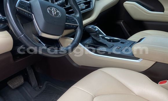 Buy Used Toyota Highlander Other Car in Lome in Togo Buy Used Toyota Highlander Other Car in Lome in Togo