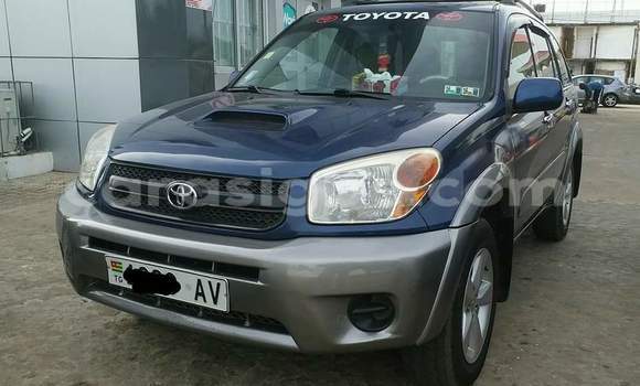 Buy Used Toyota RAV4 Blue Car in Lome in Togo Buy Used Toyota RAV4 Blue Car in Lome in Togo