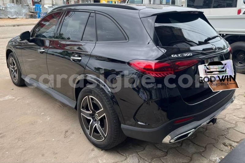 Big with watermark mercedes benz glc togo lome 9437