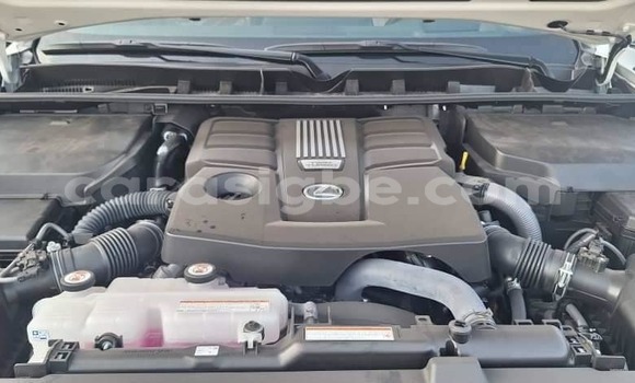 Acheter Neuf Voiture Lexus LX Blanc à Lomé, Togo Acheter Neuf Voiture Lexus LX Blanc à Lomé, Togo