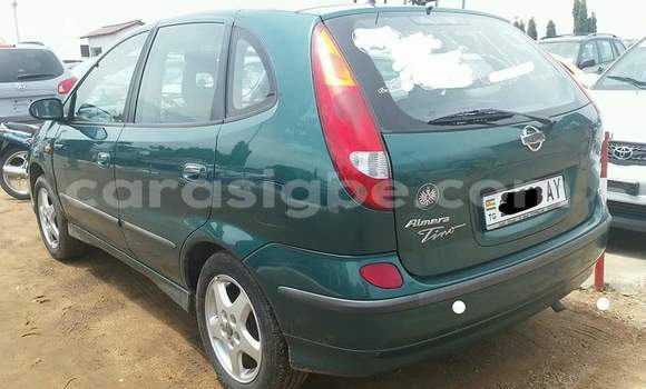 Buy Used Nissan Tino Green Car in Lome in Togo Buy Used Nissan Tino Green Car in Lome in Togo