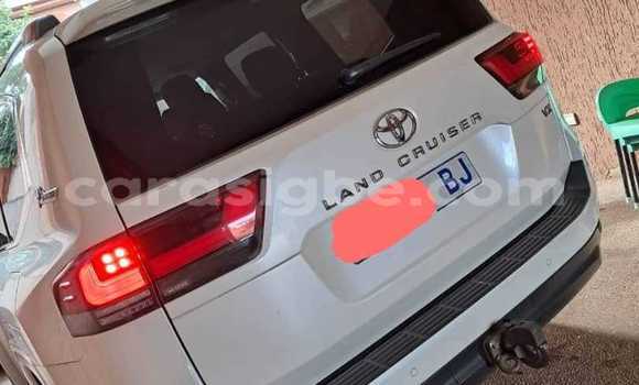 Buy Used Toyota Land Cruiser White Car in Lome in Maritime Buy Used Toyota Land Cruiser White Car in Lome in Maritime