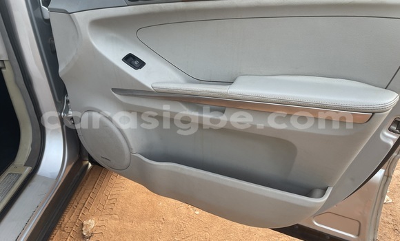 Acheter Occasion Voiture Mercedes‒Benz ML–Class Gris à Lomé, Togo