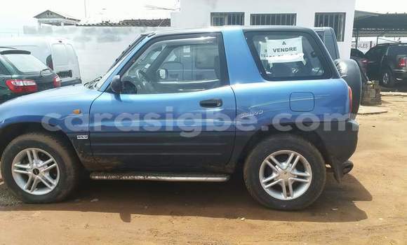 Buy Used Toyota RAV4 Blue Car in Lome in Togo Buy Used Toyota RAV4 Blue Car in Lome in Togo
