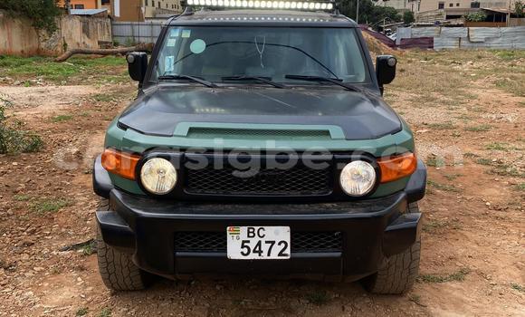 Buy Used Toyota FJ Cruiser Green Car in Lome in Togo