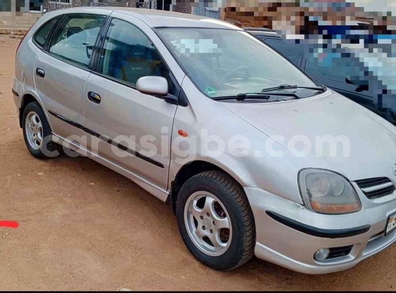 Big with watermark nissan almera togo lome 9523