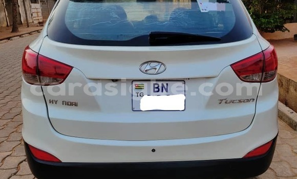 Acheter Occasion Voiture Hyundai Tucson Blanc à Lomé, Togo Acheter Occasion Voiture Hyundai Tucson Blanc à Lomé, Togo