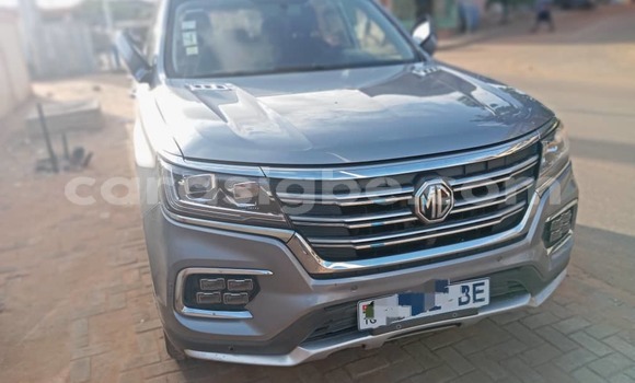 Acheter Occasion Voiture MG RV8 Gris à Lomé, Togo Acheter Occasion Voiture MG RV8 Gris à Lomé, Togo