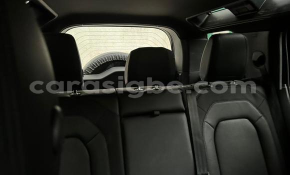 Acheter Occasion Voiture Land Rover Defender Noir à Lomé, Togo Acheter Occasion Voiture Land Rover Defender Noir à Lomé, Togo