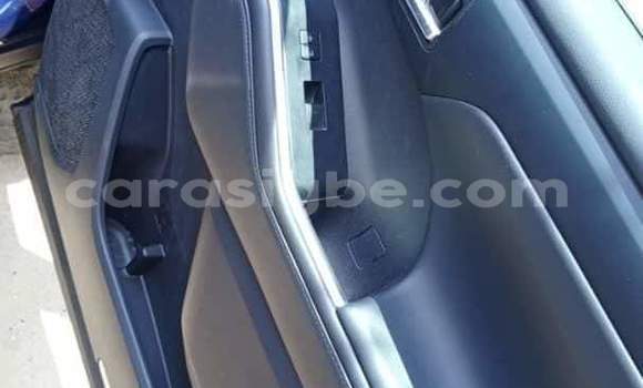 Acheter Occasion Voiture Toyota Highlander Bleu à Lomé, Togo Acheter Occasion Voiture Toyota Highlander Bleu à Lomé, Togo