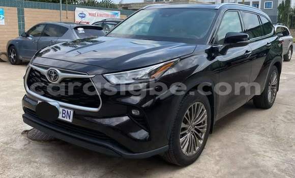 Acheter Occasion Voiture Toyota Highlander Noir à Lomé, Togo Acheter Occasion Voiture Toyota Highlander Noir à Lomé, Togo