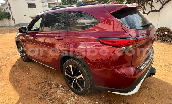 Acheter Occasion Voiture Toyota Highlander Rouge à Lomé, Maritime Acheter Occasion Voiture Toyota Highlander Rouge à Lomé, Maritime