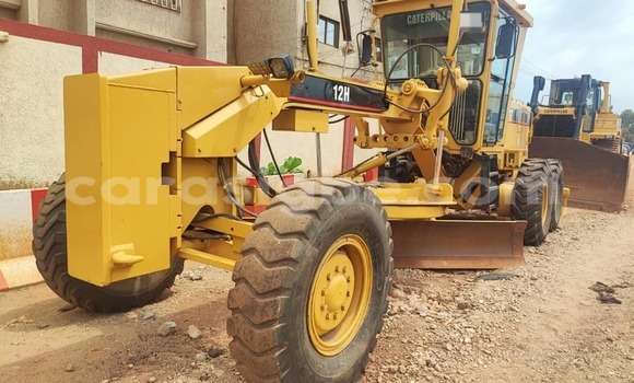 Acheter Occasion Utilitaire Caterpillar 120 Autre à Lomé, Maritime Acheter Occasion Utilitaire Caterpillar 120 Autre à Lomé, Maritime