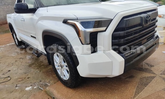 Acheter Occasion Voiture Toyota Tundra Blanc à Lomé, Maritime Acheter Occasion Voiture Toyota Tundra Blanc à Lomé, Maritime