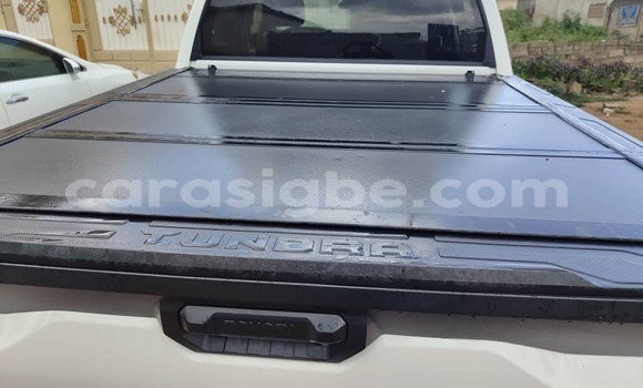 Acheter Occasion Voiture Toyota Tundra Blanc à Lomé, Maritime Acheter Occasion Voiture Toyota Tundra Blanc à Lomé, Maritime