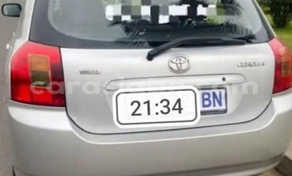 Acheter Occasion Voiture Toyota Corolla Gris à Lomé, Togo Acheter Occasion Voiture Toyota Corolla Gris à Lomé, Togo
