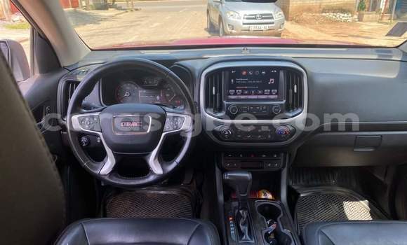 Acheter Occasion Voiture GMC Canyon Rouge à Lomé, Maritime Acheter Occasion Voiture GMC Canyon Rouge à Lomé, Maritime