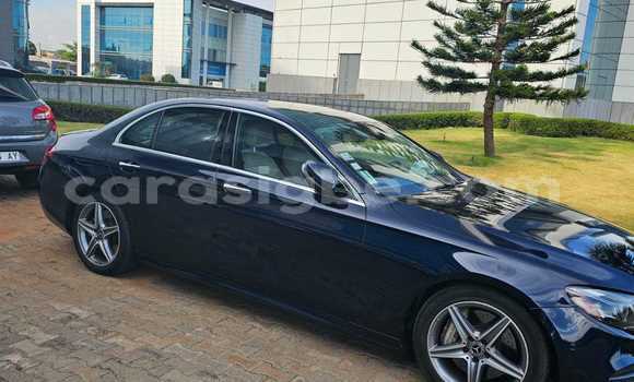 Buy Used Mercedes‒Benz E-klasse Other Car in Lome in Togo Buy Used Mercedes‒Benz E-klasse Other Car in Lome in Togo
