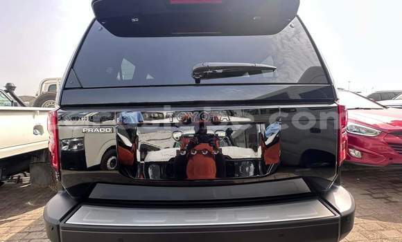 Acheter Occasion Voiture Toyota Land Cruiser Prado Noir à Lomé, Maritime Acheter Occasion Voiture Toyota Land Cruiser Prado Noir à Lomé, Maritime