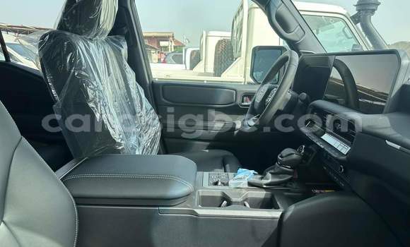 Acheter Occasion Voiture Toyota Land Cruiser Prado Noir à Lomé, Maritime Acheter Occasion Voiture Toyota Land Cruiser Prado Noir à Lomé, Maritime