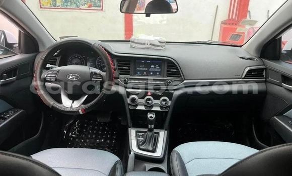 Acheter Occasion Voiture Hyundai Elantra Blanc à Aného, Togo Acheter Occasion Voiture Hyundai Elantra Blanc à Aného, Togo