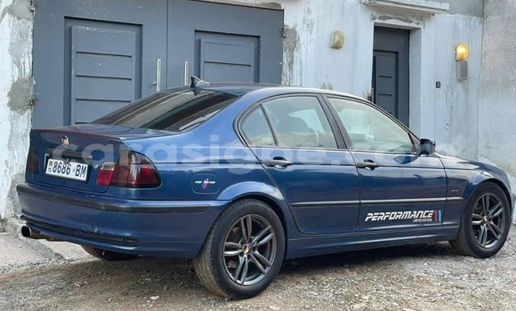 Acheter Occasion Voiture BMW E9 Bleu à Atakpame, Plateaux Acheter Occasion Voiture BMW E9 Bleu à Atakpame, Plateaux