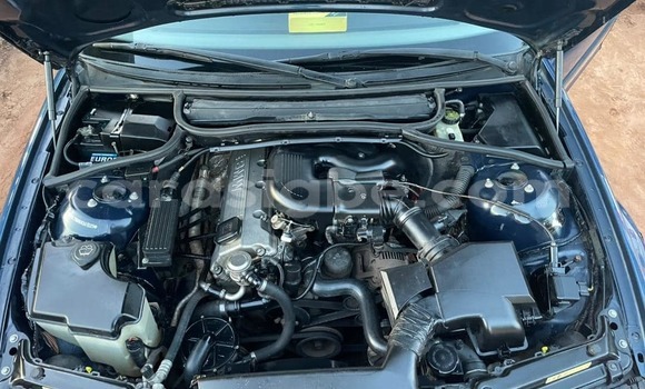 Acheter Occasion Voiture BMW E9 Bleu à Atakpame, Plateaux Acheter Occasion Voiture BMW E9 Bleu à Atakpame, Plateaux