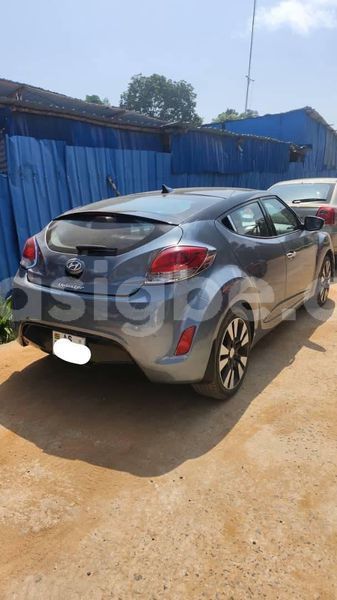 Big with watermark hyundai veloster togo lome 9677