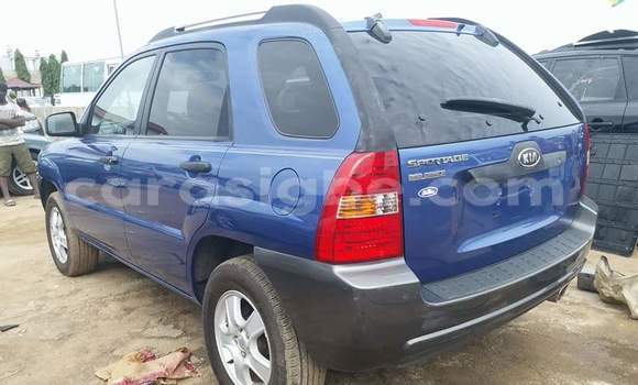 Buy Used Kia Sportage Blue Car in Lome in Togo Buy Used Kia Sportage Blue Car in Lome in Togo