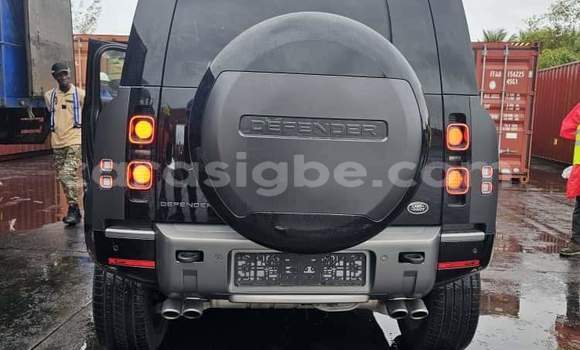 Acheter Occasion Voiture Land Rover Defender Gris à Lomé, Togo Acheter Occasion Voiture Land Rover Defender Gris à Lomé, Togo