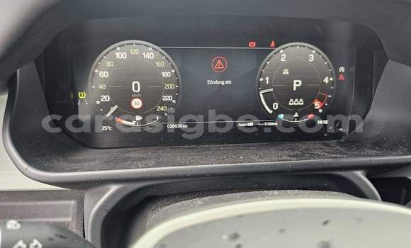 Acheter Occasion Voiture Land Rover Defender Gris à Lomé, Togo Acheter Occasion Voiture Land Rover Defender Gris à Lomé, Togo