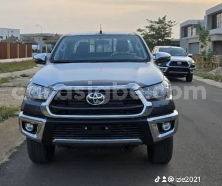 Big with watermark toyota hilux maritime lome 9719